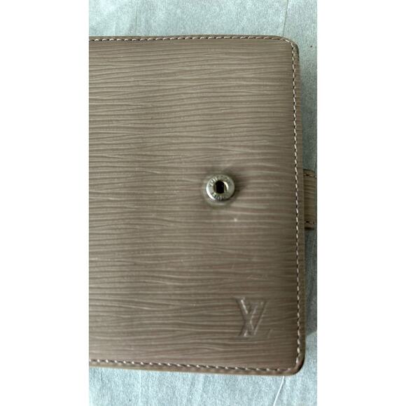 Louis Vuitton epi Marco bifold wallet - Picture 6 of 8